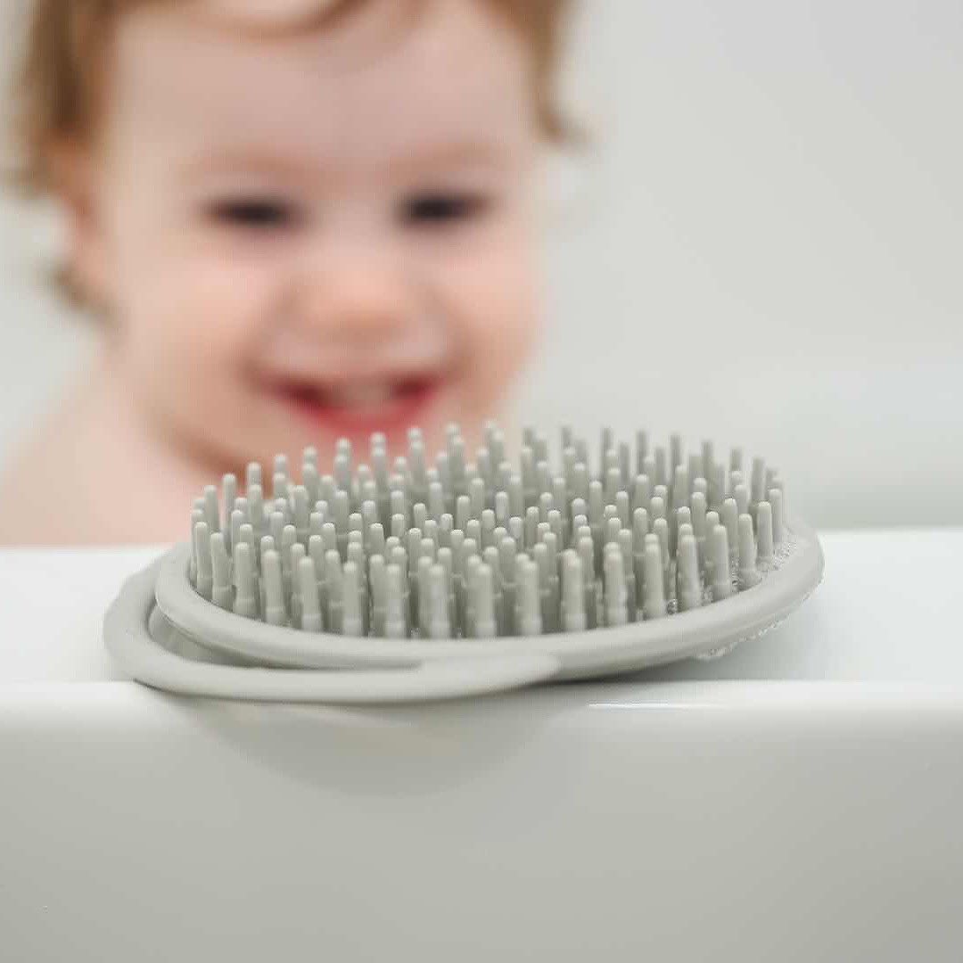 Haakaa Silicone Shampoo Hair Brush